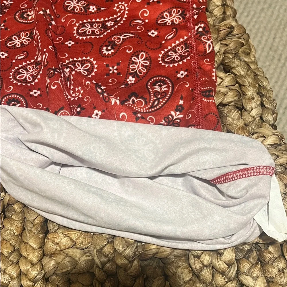 Red Paisley Neck Gaiter by Turtlefur